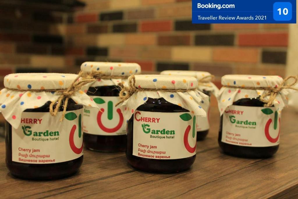 Cherry Garden Boutique Hotel Yeghegnadzor Esterno foto