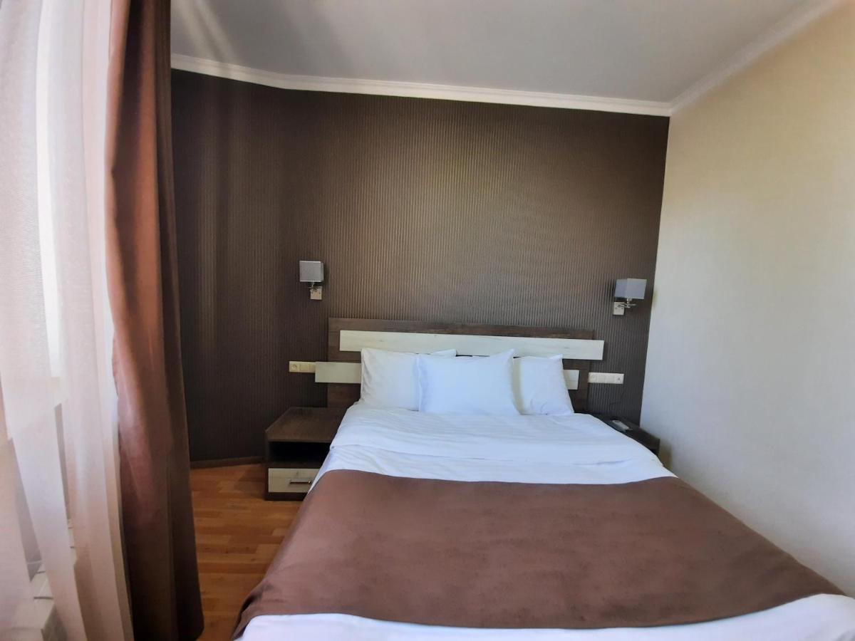 Cherry Garden Boutique Hotel Yeghegnadzor Esterno foto