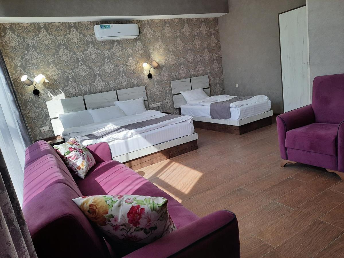Cherry Garden Boutique Hotel Yeghegnadzor Esterno foto