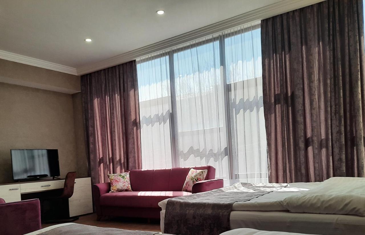 Cherry Garden Boutique Hotel Yeghegnadzor Esterno foto